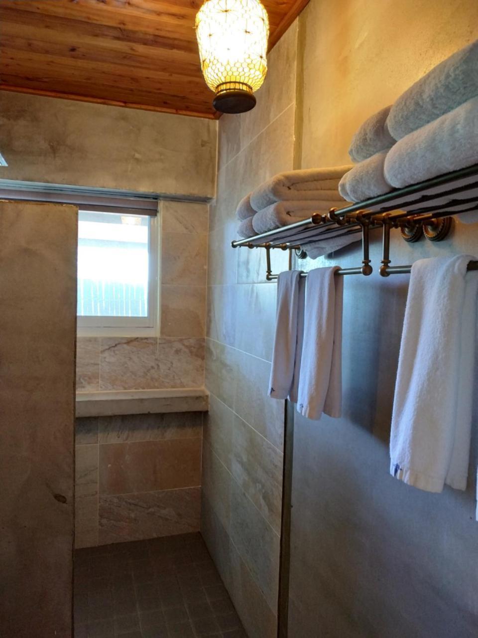 Cenacle B & B Chenggong Exteriör bild